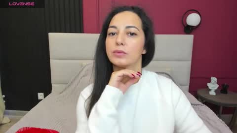 Snapshot of lindainsatiable chatting on October 2, 2025, 1:45 am Linda online show from October 2, 2025, 1:45 am