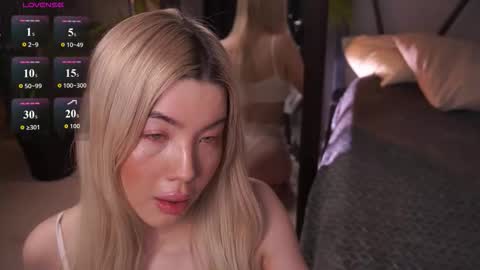 Snapshot of lindathacker chatting on March 19, 2026, 4:38 am your Linda is back online show from March 19, 2026, 4:38 am