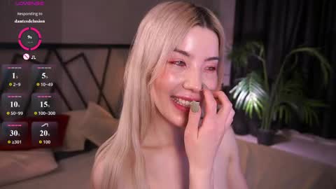 Snapshot of lindathacker chatting on April 6, 2026, 4:21 am your Linda is back online show from April 6, 2026, 4:21 am