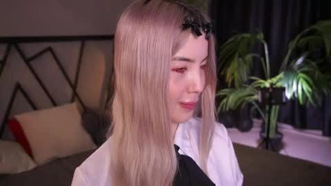 Snapshot of lindathacker chatting on April 14, 2026, 5:02 am your Linda is back online show from April 14, 2026, 5:02 am