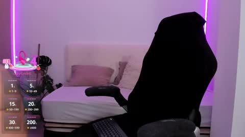 Linda  --  online show from October 21, 2025, 9:32 am