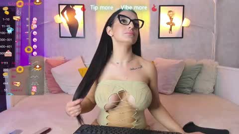 Alexandra online show from February 25, 2025, 5:25 pm