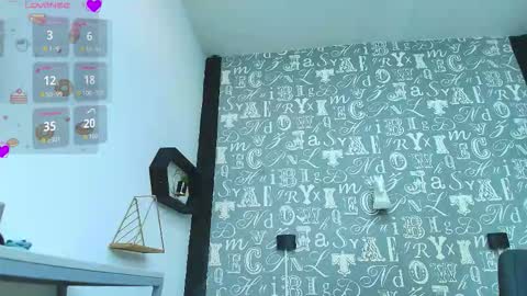  Lindsey  online show from November 6, 2025, 12:28 pm