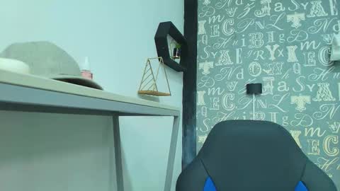  Lindsey  online show from December 21, 2025, 11:50 am