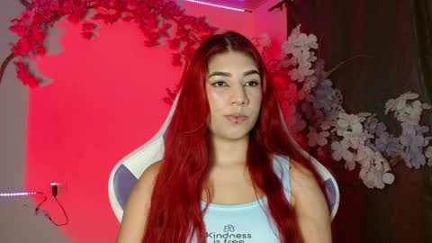 LINDSEYFERRER online show from April 9, 2026, 9:09 pm