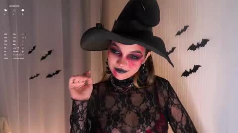 Snapshot of linettedennett chatting on October 26, 2025, 11:16 am Kate online show from October 26, 2025, 11:16 am