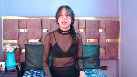 Snapshot of ling_ling24 chatting on February 19, 2025, 6:00 am ling ling24 online show from February 19, 2025, 6:00 am