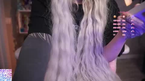 Snapshot of liniq chatting on February 10, 2026, 7:29 pm Lina online show from February 10, 2026, 7:29 pm