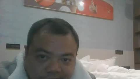 Snapshot of linzi99881l chatting on December 17, 2025, 11:49 am linzi99881l online show from December 17, 2025, 11:49 am