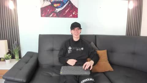 Lio online show from February 15, 2026, 7:51 am