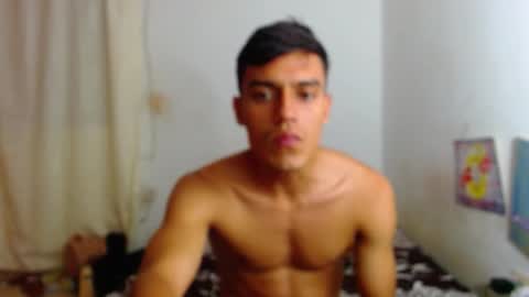 lion_grr online show from November 15, 2025, 11:54 pm