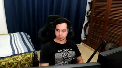 Snapshot of lionblake chatting on August 8, 2026, 9:11 am lionblake online show from August 8, 2026, 9:11 am