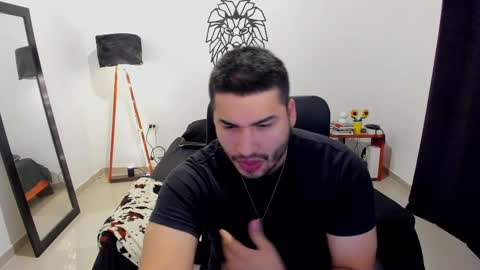 Snapshot of lionn_kingg chatting on October 11, 2025, 3:17 am Lion online show from October 11, 2025, 3:17 am