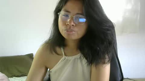 liora online show from March 25, 2026, 5:13 am