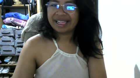 liora online show from June 30, 2026, 3:40 am