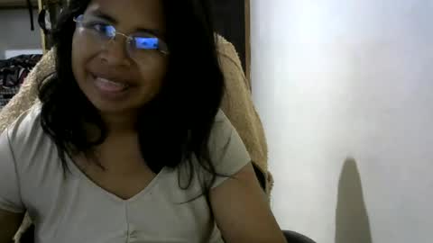 liora online show from July 3, 2026, 4:19 am