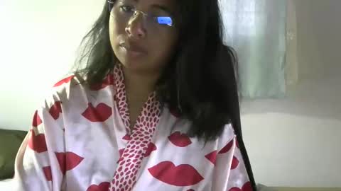 Liora selenex online show from April 20, 2026, 3:42 am