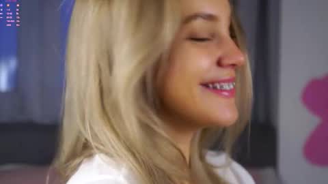 Snapshot of lipswithsmileonthem chatting on January 11, 2026, 1:54 am Amelia online show from January 11, 2026, 1:54 am