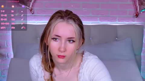 lirakink online show from November 24, 2025, 4:45 am