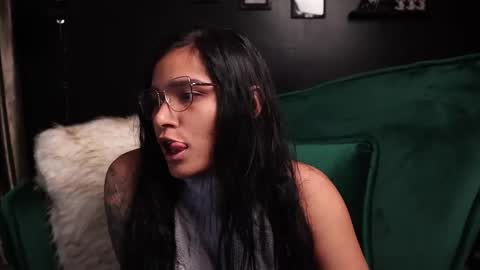 Lire online show from March 3, 2025, 3:52 am