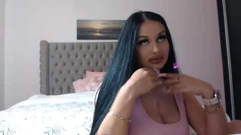 Snapshot of lisa104739 chatting on December 17, 2025, 8:37 pm Lisa online show from December 17, 2025, 8:37 pm