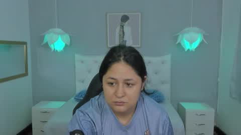 Lisa online show from November 17, 2025, 12:00 pm