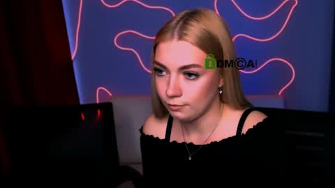 Lisa online show from May 11, 2026, 2:45 pm