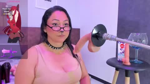 Snapshot of lisa_milf_ chatting on November 13, 2025, 2:32 am Lisa online show from November 13, 2025, 2:32 am