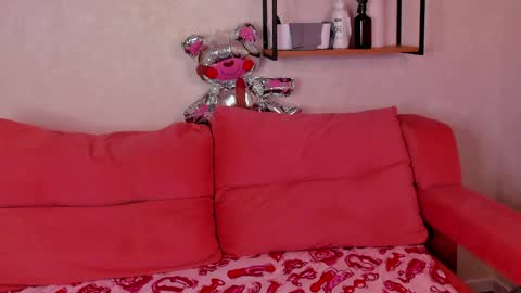 lisa_rabbit online show from April 15, 2026, 1:12 am