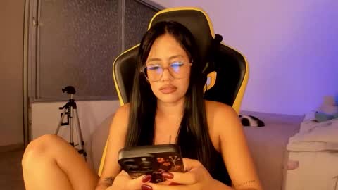 Lisa Thompson online show from December 4, 2025, 1:48 am