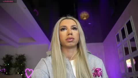 onlyfans-lisaakira instagram-lisaakira9  twitter-lisaakira4 online show from January 13, 2026, 6:51 am