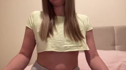 Snapshot of lisaflower1 chatting on February 13, 2025, 4:28 pm Lisa online show from February 13, 2025, 4:28 pm