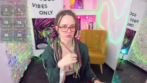 Snapshot of lisafoxy_y chatting on April 10, 2026, 5:34 am Lisa online show from April 10, 2026, 5:34 am