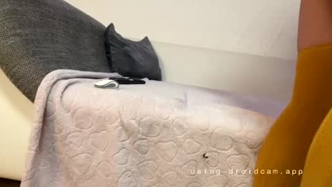 cristin online show from December 12, 2024, 11:25 pm