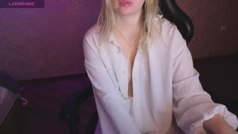 Anna online show from May 6, 2026, 12:19 am