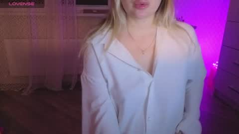 Anna online show from July 25, 2026, 12:31 am