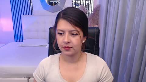 Andrea online show from April 7, 2026, 3:29 am