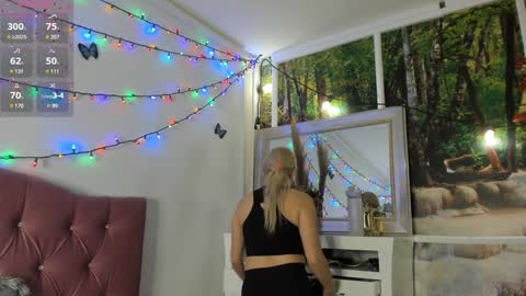 Lissa online show from December 18, 2024, 1:59 am