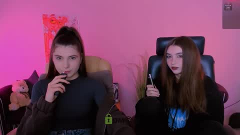 lissa_night online show from November 16, 2025, 9:59 am