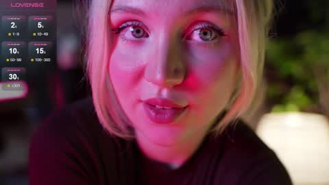 Snapshot of lissablush_ chatting on September 15, 2025, 8:47 am Lissa online show from September 15, 2025, 8:47 am