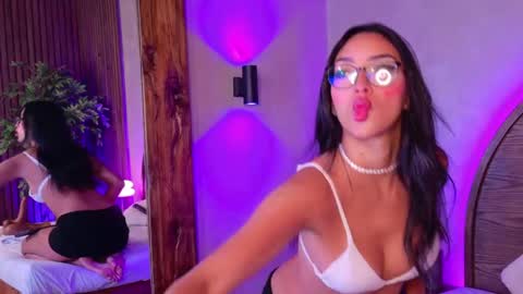 Snapshot of lissafeniix chatting on May 28, 2026, 4:26 pm Isaa online show from May 28, 2026, 4:26 pm