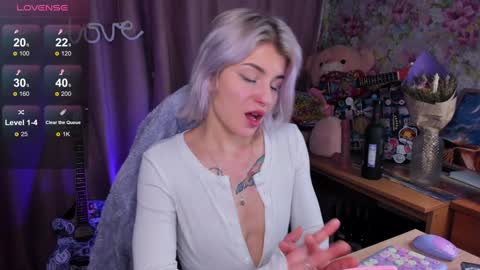 Lissa online show from December 22, 2024, 5:10 pm