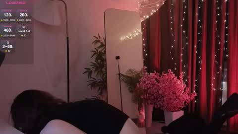 lissaros online show from December 17, 2025, 5:13 am