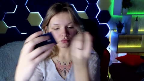 Snapshot of litabrom chatting on December 29, 2024, 5:10 am Lena online show from December 29, 2024, 5:10 am