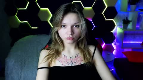 Snapshot of litabrom chatting on February 2, 2025, 11:08 am Lena online show from February 2, 2025, 11:08 am