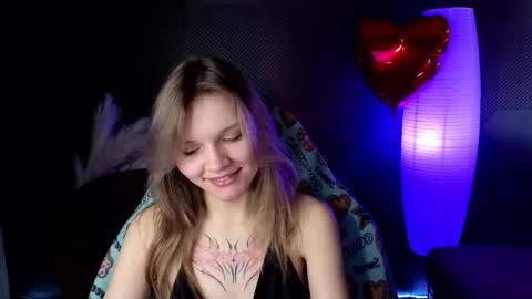 Snapshot of litabrom chatting on March 5, 2025, 4:45 am Lena online show from March 5, 2025, 4:45 am