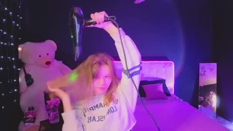 Snapshot of litabrom chatting on November 26, 2025, 2:34 am Lena online show from November 26, 2025, 2:34 am