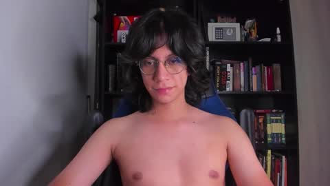 Literateboy online show from November 24, 2025, 1:05 am