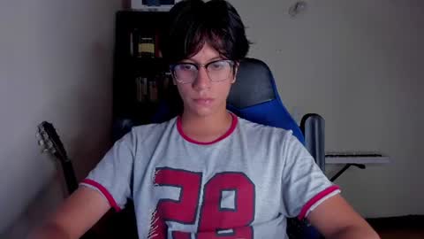 Snapshot of literateboy chatting on June 13, 2026, 1:58 am Literateboy online show from June 13, 2026, 1:58 am