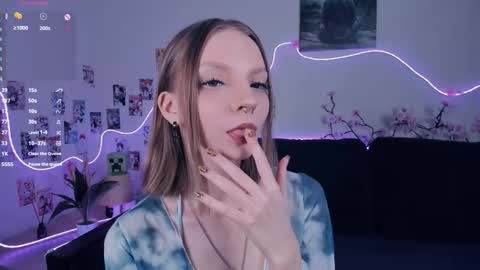 Bella online show from November 15, 2025, 8:33 am